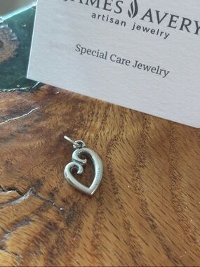 James Avery Sterling Mothers Love Heart Charm size small
Great for Mother’s Day!